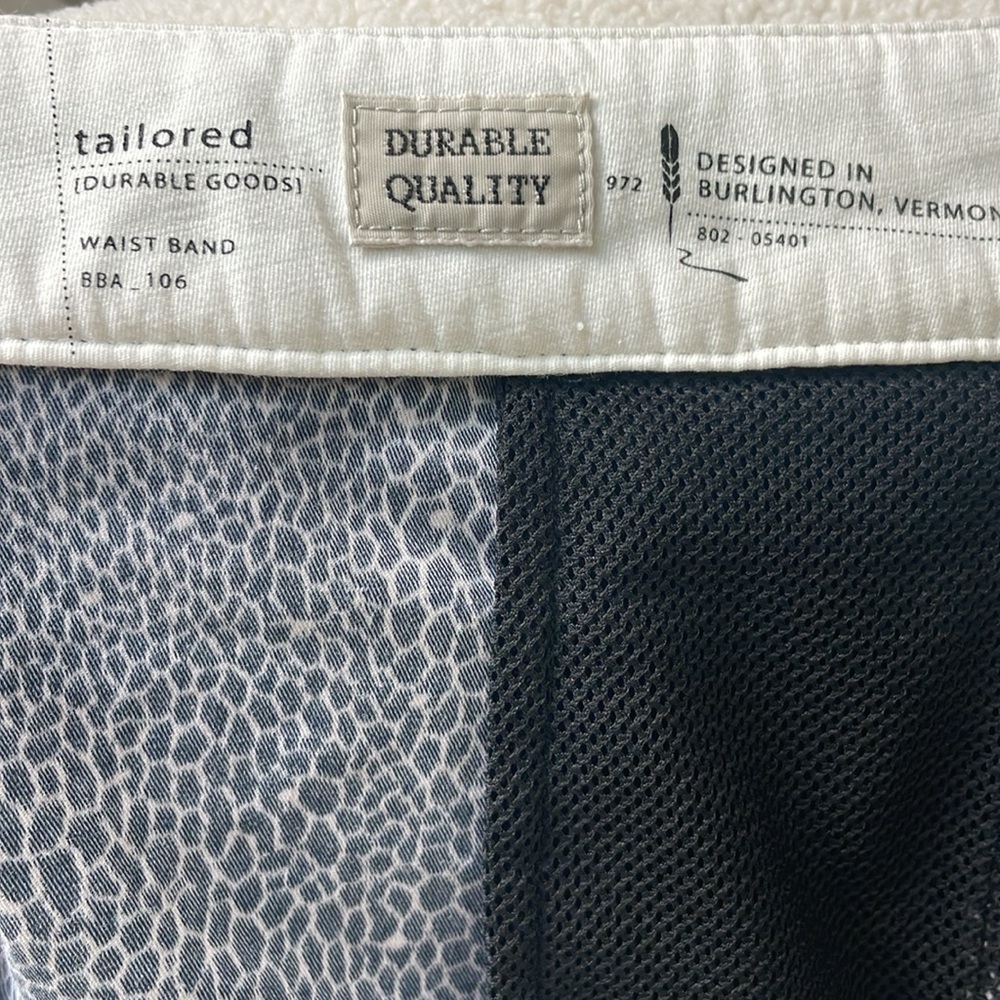 Burton NWT size 27 Shearwater Hybrid Shorts black and white - Picture 10 of 13